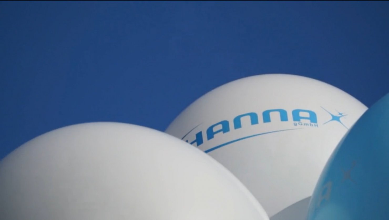 ballon.jpg ballon.jpg